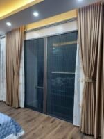 Cửa lưới chống muỗi bánh xe bằng đồng 4