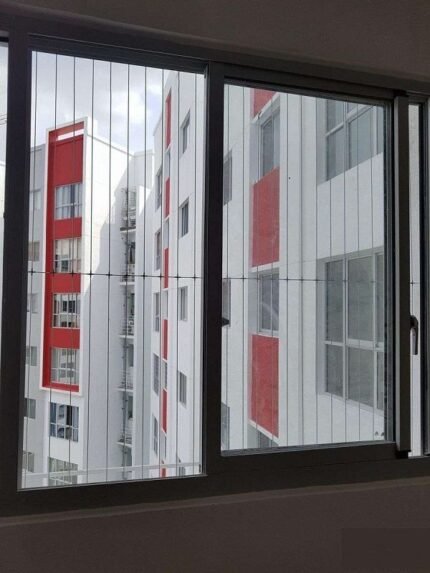 Lưới an toàn cửa sổ ban công: giải pháp bảo vệ gia đình