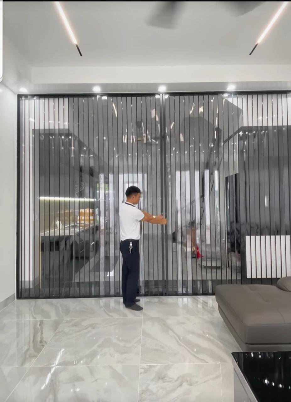 rem-vach-ngan-xep-la-nhua-trong-suot Rèm vách ngăn xếp lá nhựa trong suốt