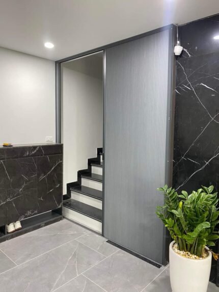 Vách ngăn cầu thang – gác xép