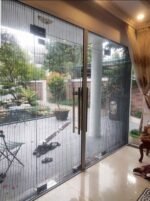 Cửa chống muỗi xích bi