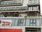 Bạt Che Nắng Tự Cuốn