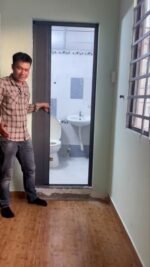 Vách ngăn nhà vệ sinh
